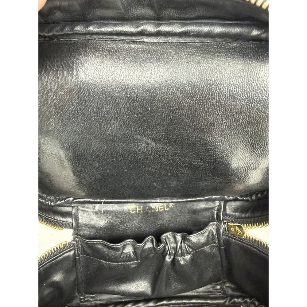 Chanel Vanity Case Vintage Black Quilted Lambskin Top Handle 1989-1991 S11 - Picture 10 of 15